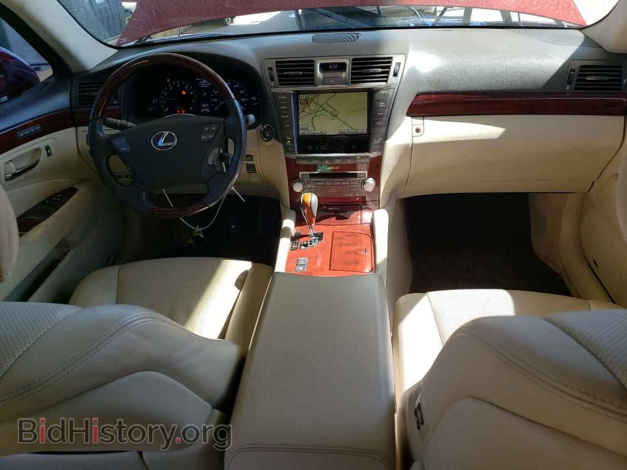 2011 LEXUS LS460 - VIN: JTHGL5EF3B5044319 - Photo 8