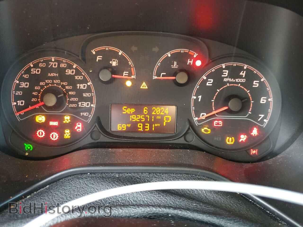 2018 RAM All Models - VIN: ZFBERFAB7J6K65563 - Photo 9