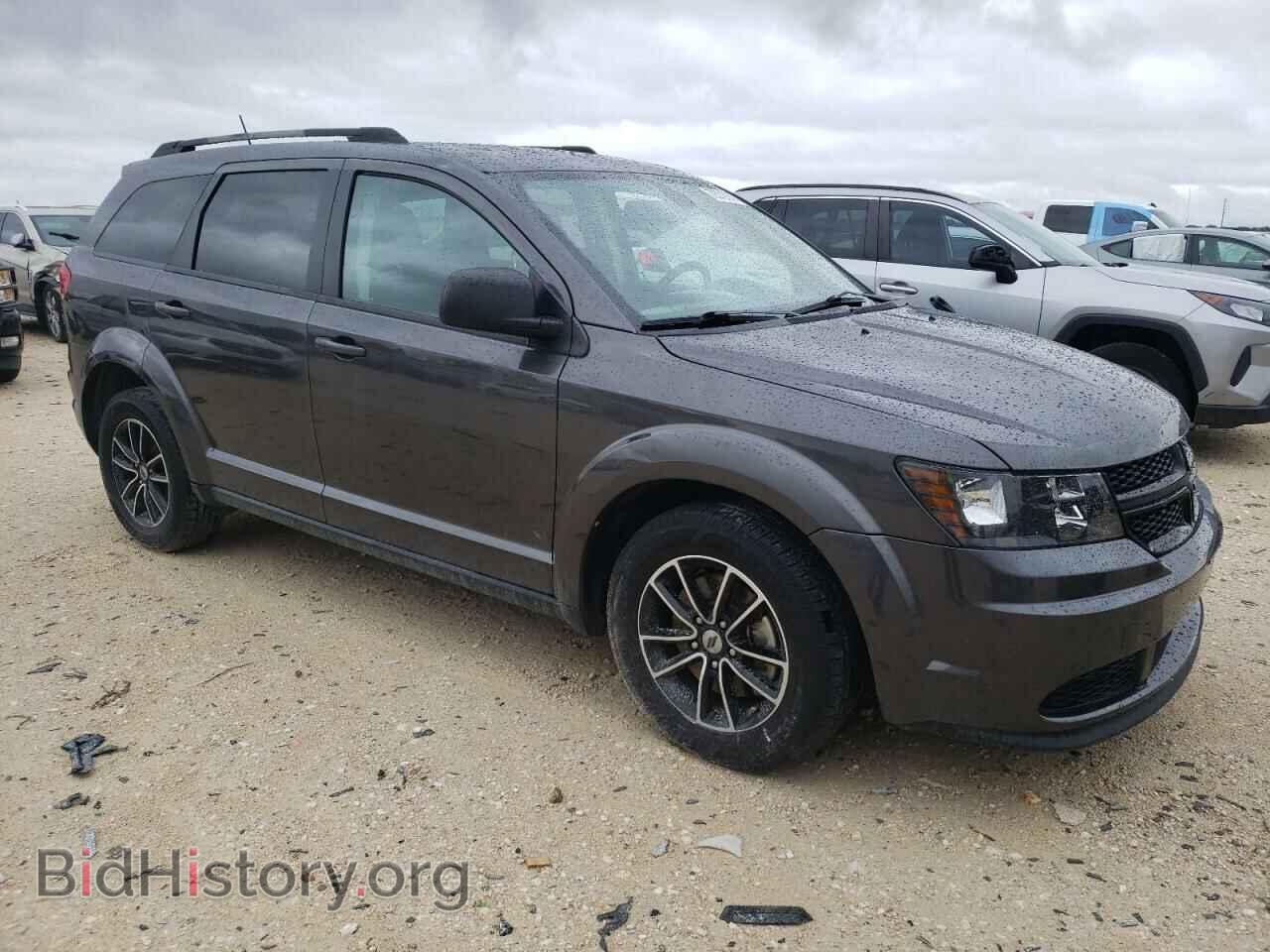 2018 DODGE JOURNEY - VIN: 3C4PDCAB8JT428004 - Фото 4