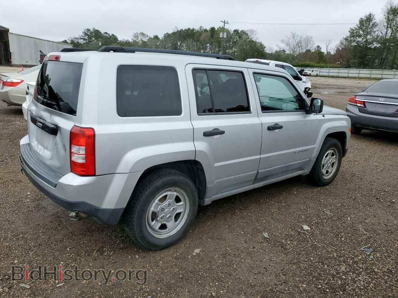 2011 JEEP PATRIOT - VIN: 1J4NT1GA3BD142625 - Фото 3