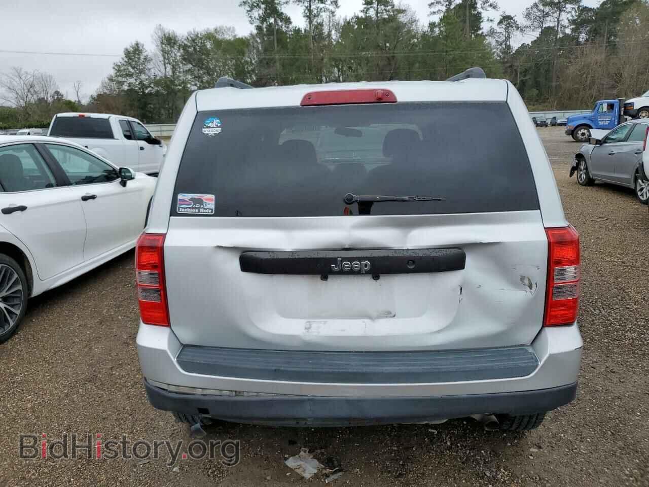 2011 JEEP PATRIOT - VIN: 1J4NT1GA3BD142625 - Фото 6