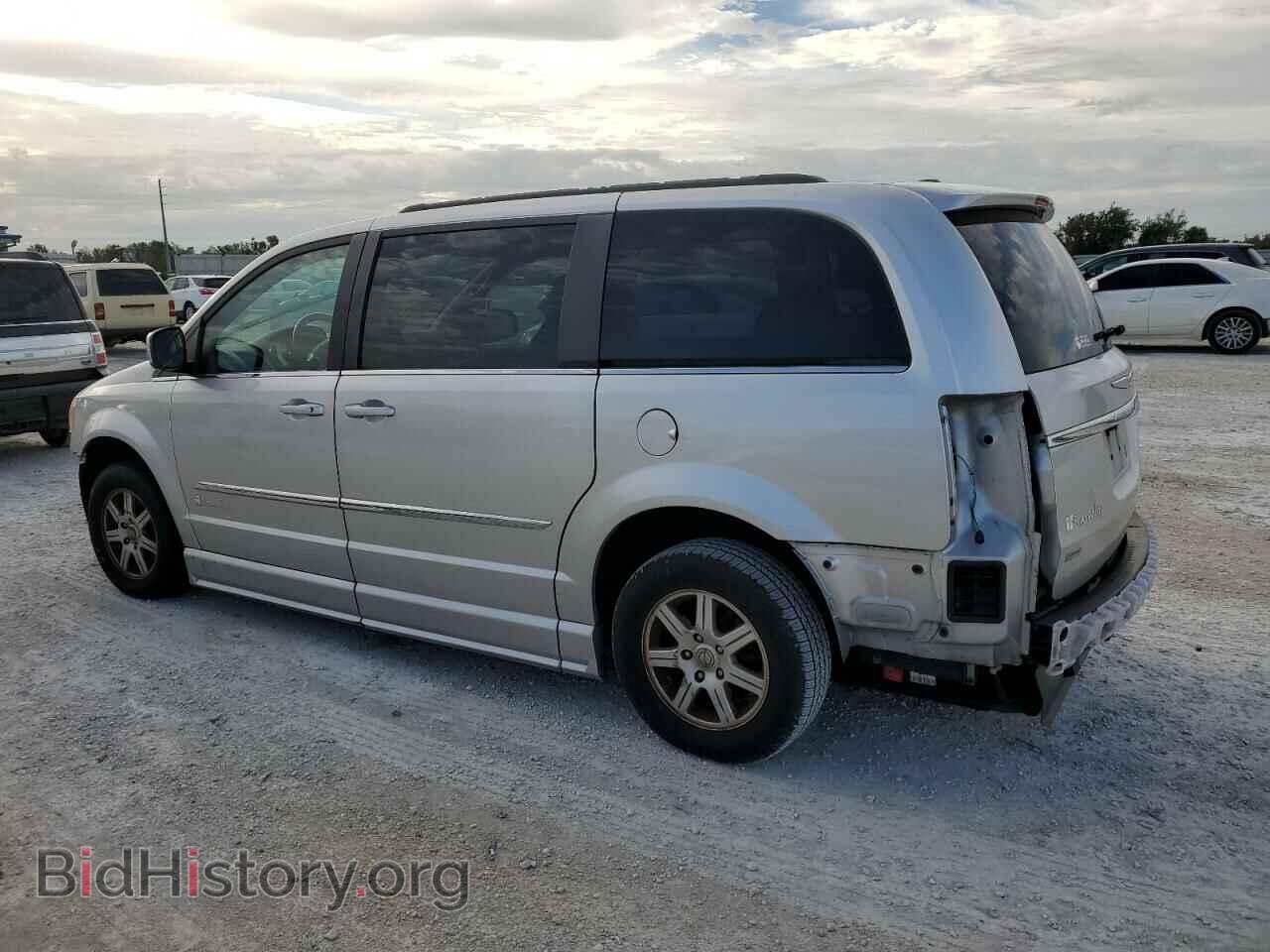 2011 CHRYSLER MINIVAN - VIN: 2A4RR5DG7BR766196 - Фото 2