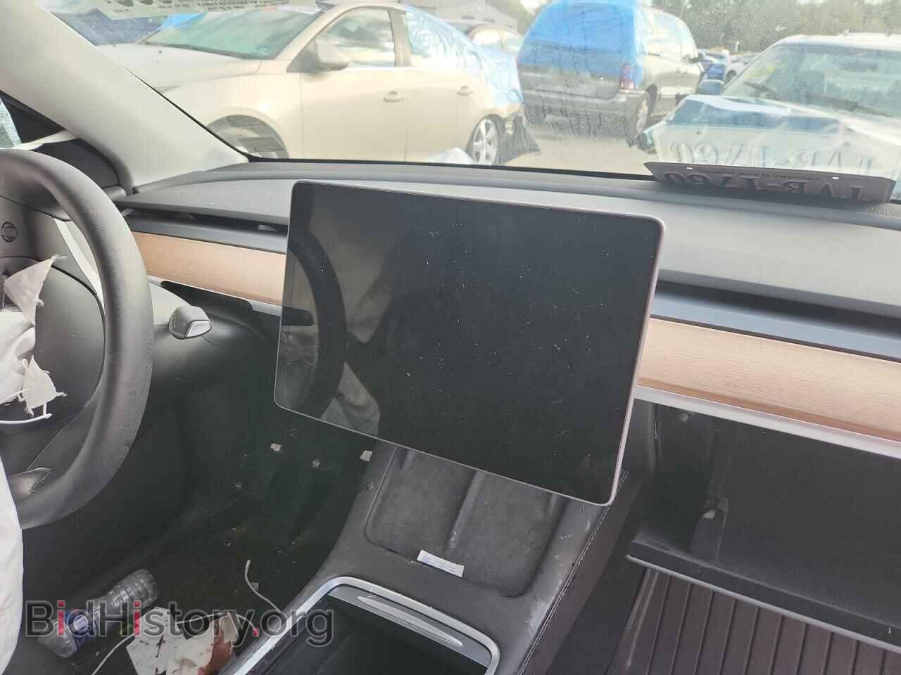 2025 TESLA MODEL Y - VIN: 7SAYGDEE9SA366490 - Фото 9