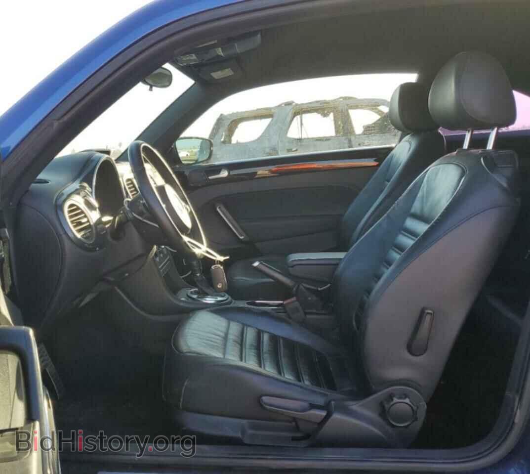 2012 VOLKSWAGEN BEETLE - VIN: 3VWVA7AT9CM666258 - Фото 7