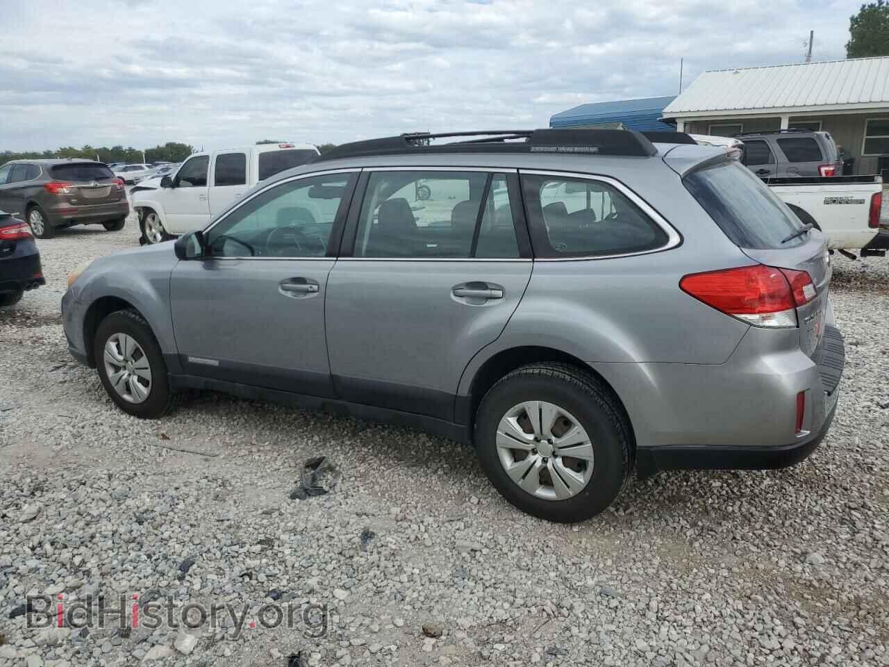 2011 SUBARU OUTBACK - VIN: 4S4BRBAC0B3337252 - Photo 2