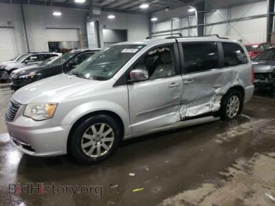 2011 Chrysler MINIVAN Town & COU, серебристый — VIN 2A4RR8DG8BR682485, Copart