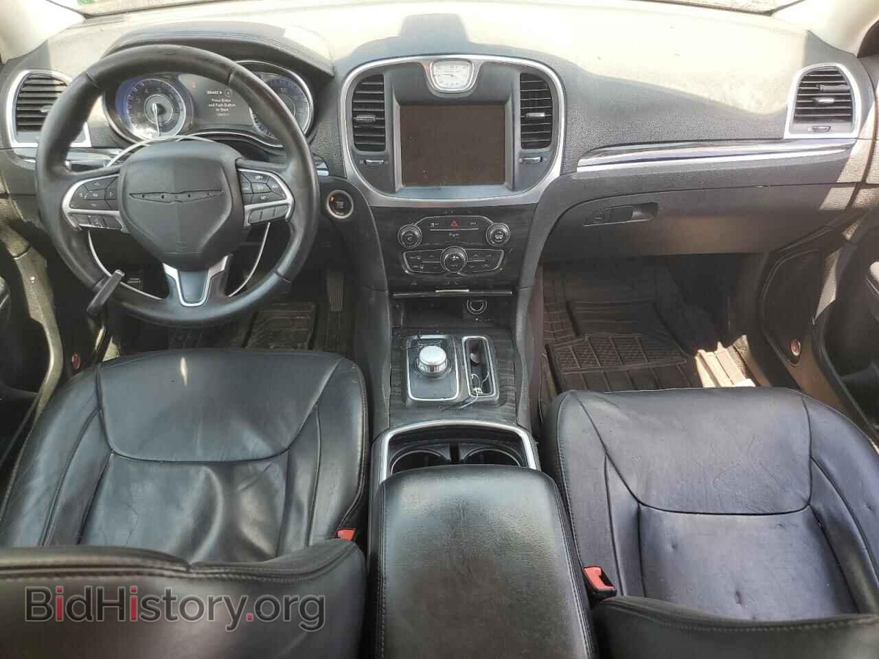 2016 CHRYSLER 300 - VIN: 2C3CCAAG3GH295658 - Фото 8