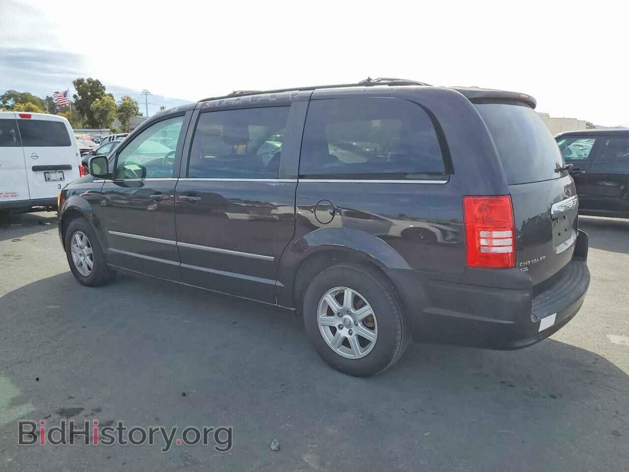 2010 CHRYSLER MINIVAN - VIN: 2A4RR8DX7AR366672 - Photo 2