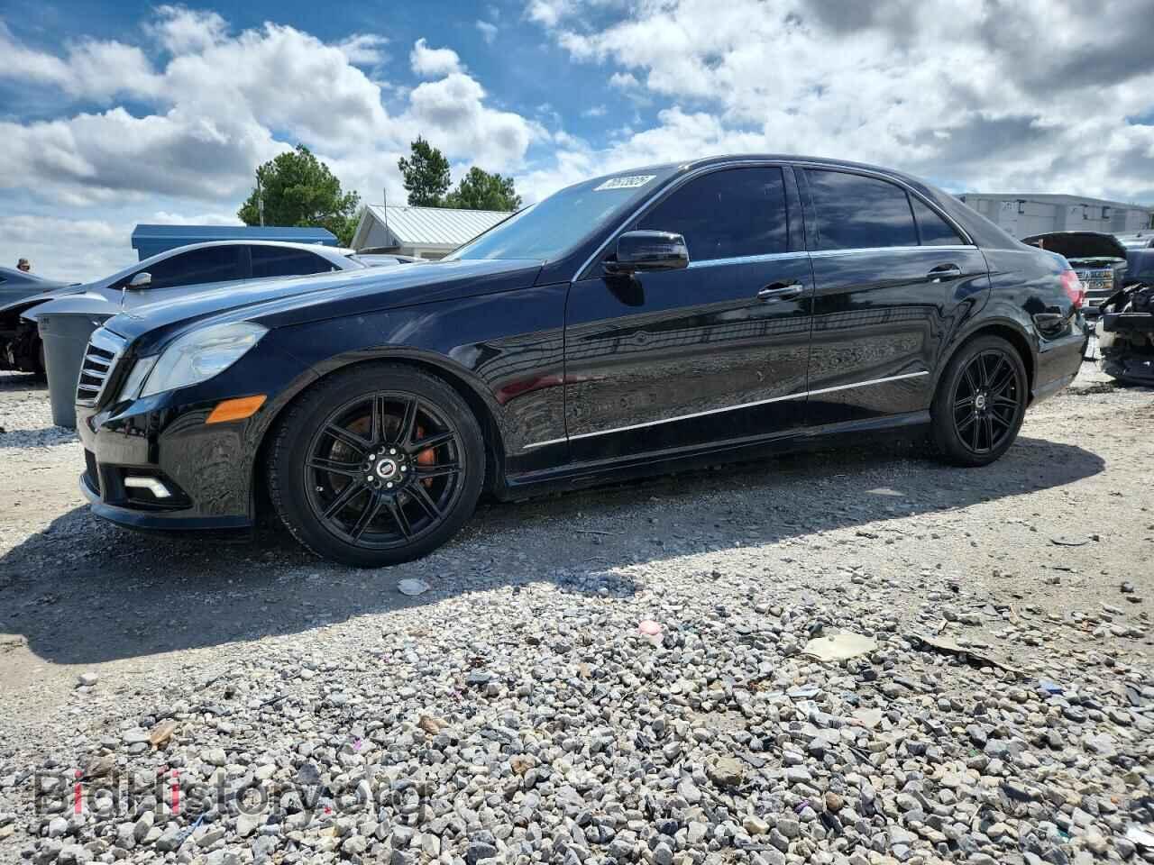 Photo WDDHF8HB4BA425312 - MERCEDES-BENZ E-CLASS 2011