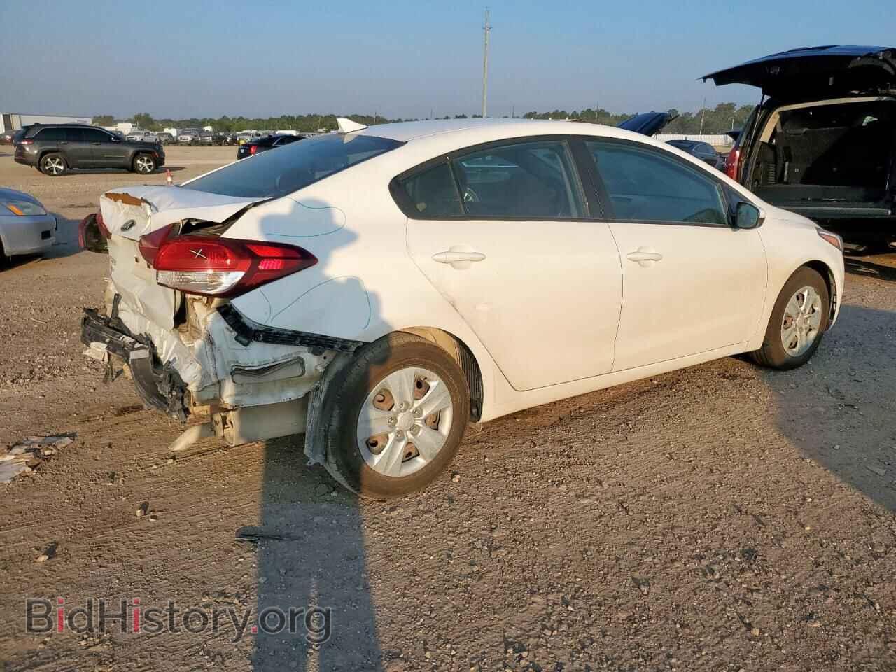 2017 KIA FORTE - VIN: 3KPFK4A71HE040159 - Фото 3