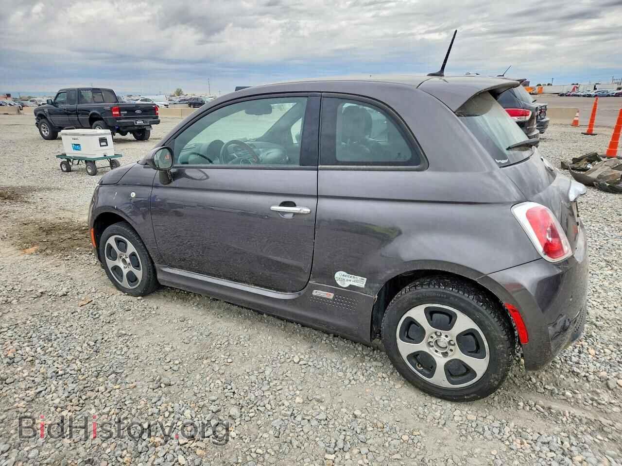 2014 FIAT 500 - VIN: 3C3CFFGE0ET245010 - Фото 2