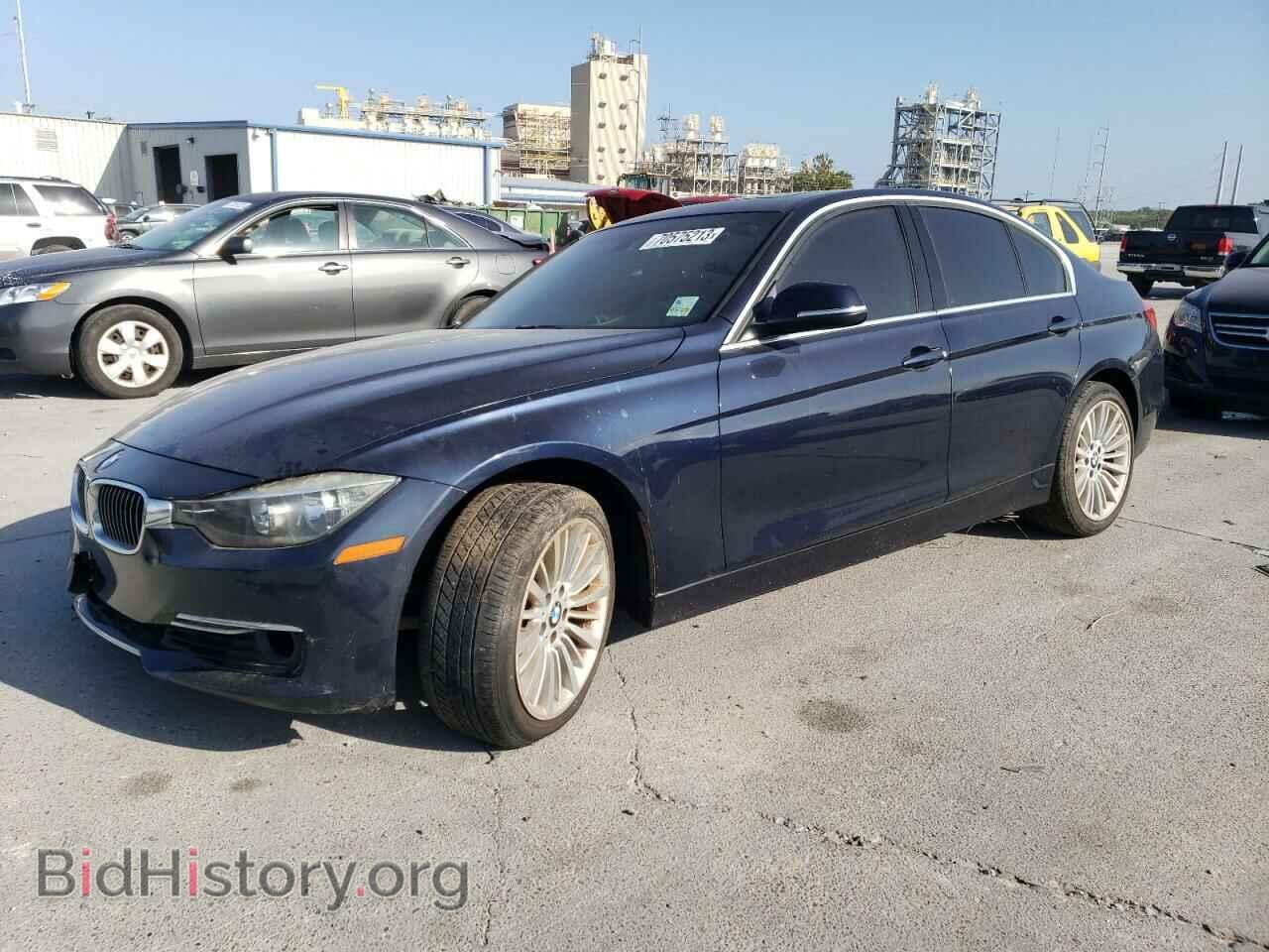 Photo WBA3A5C58CF350117 - BMW 3 SERIES 2012