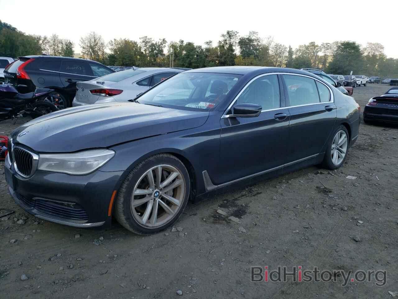 Фотография WBA7F2C56GG417234 - BMW 7 SERIES 2016