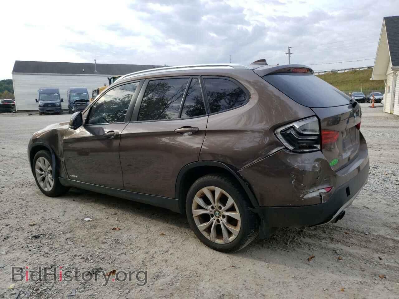 2013 BMW X1 - VIN: WBAVL1C57DVR86059 - Фото 2