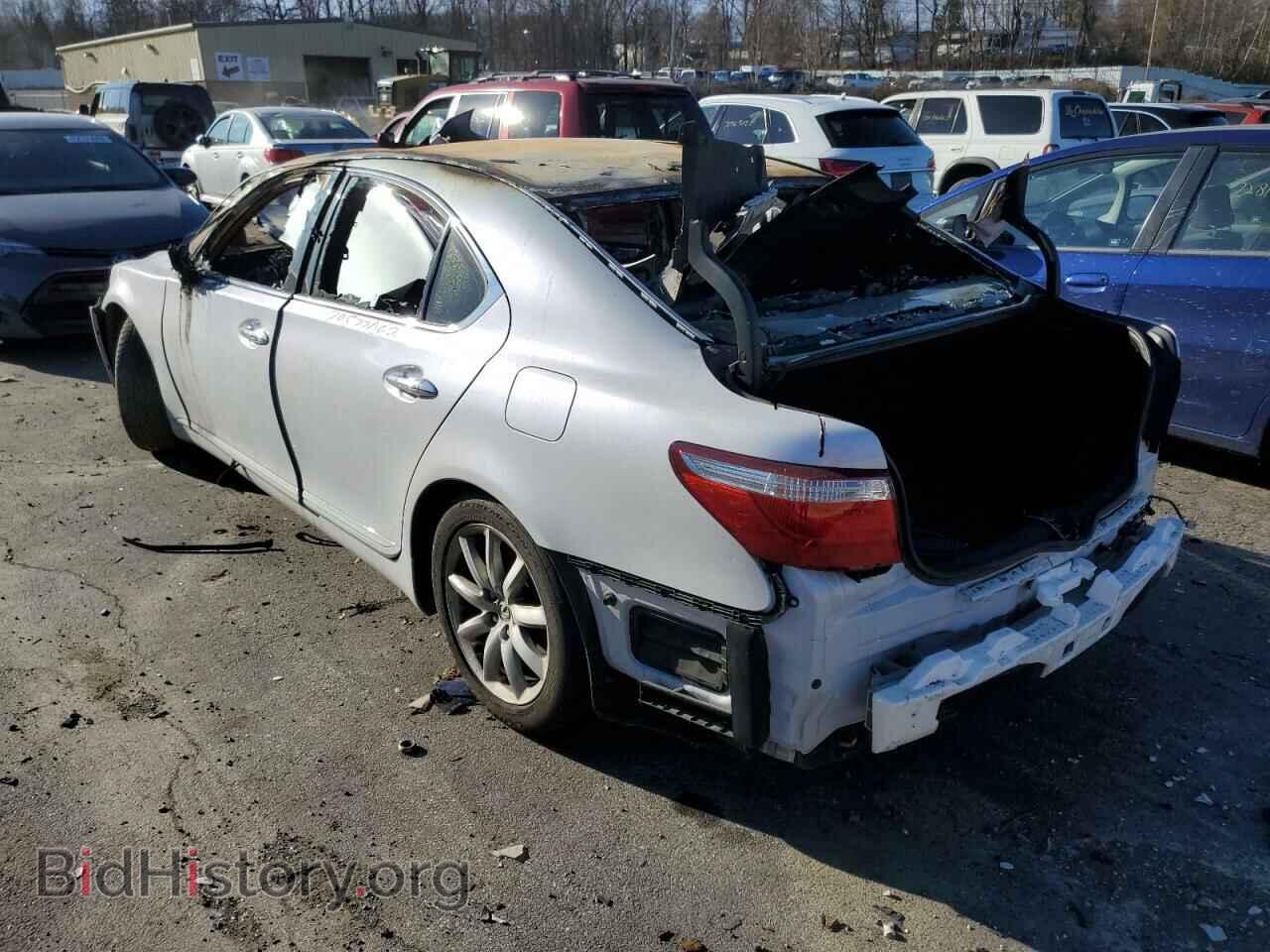 2008 LEXUS LS460 - VIN: JTHBL46F685073793 - Photo 2