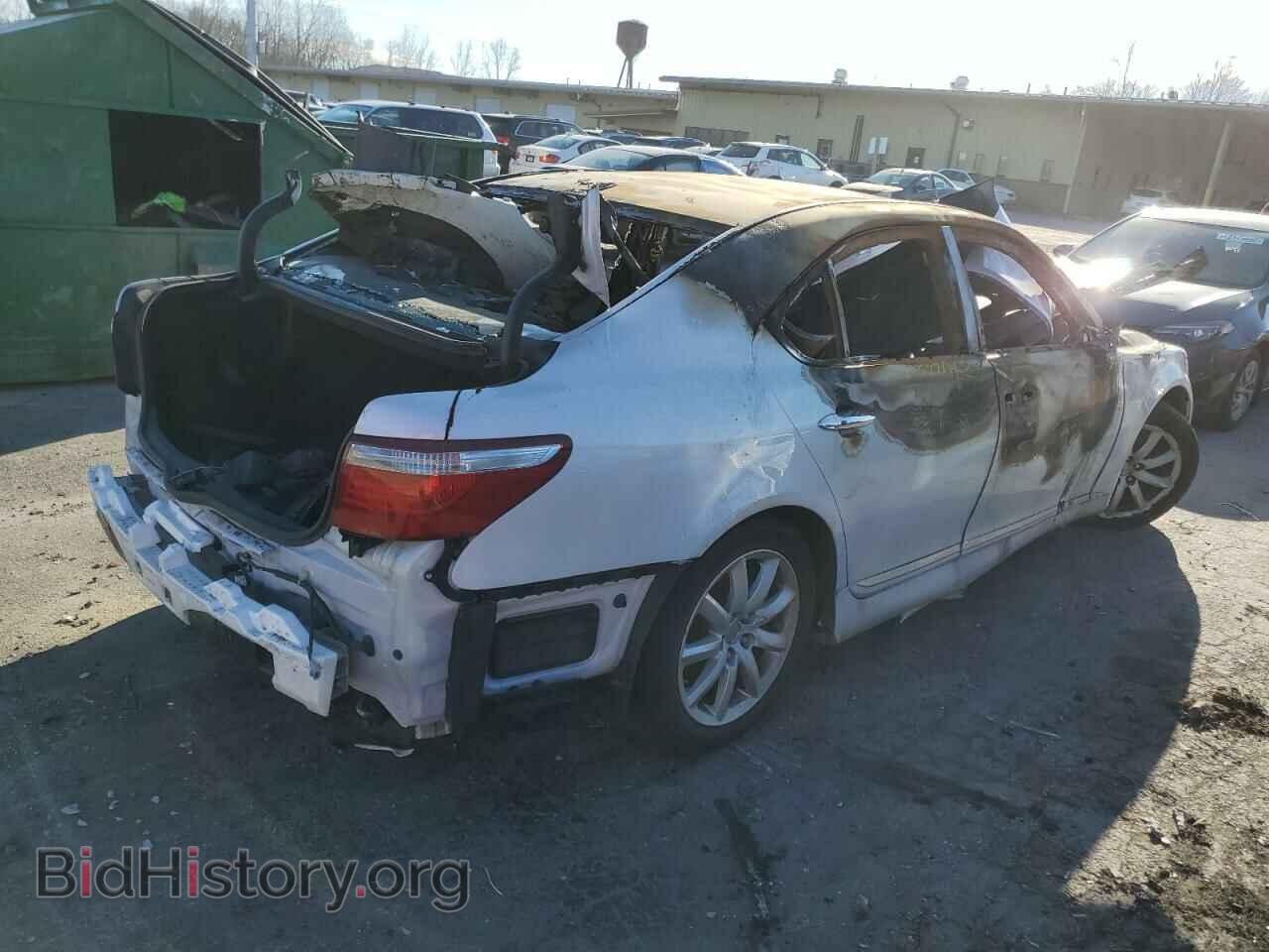 2008 LEXUS LS460 - VIN: JTHBL46F685073793 - Photo 3