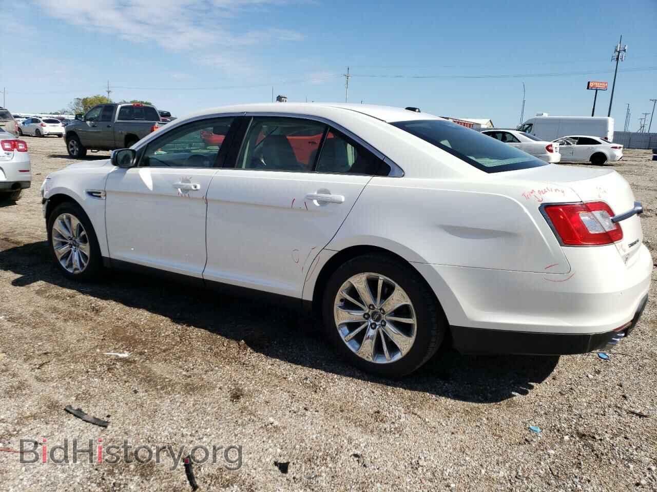 2011 FORD TAURUS - VIN: 1FAHP2FW0BG178268 - Photo 2