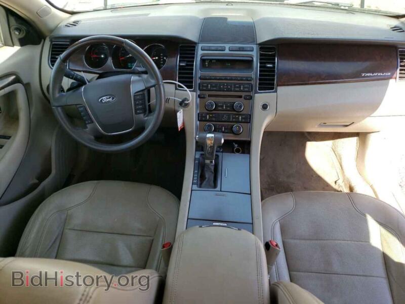 2011 Ford TAURUS (VIN 1FAHP2FW0BG178268) — фото 8 из 13