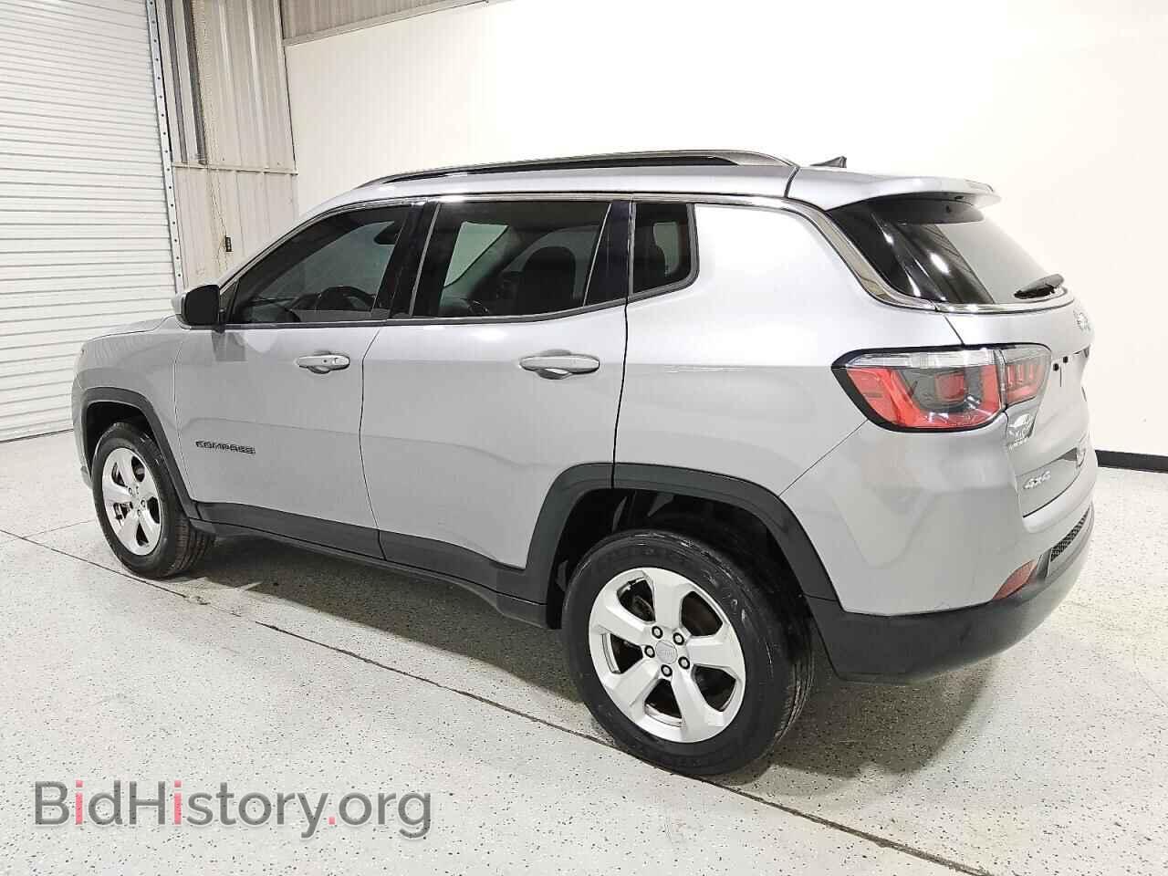 2018 JEEP COMPASS - VIN: 3C4NJDBB2JT143769 - Фото 2