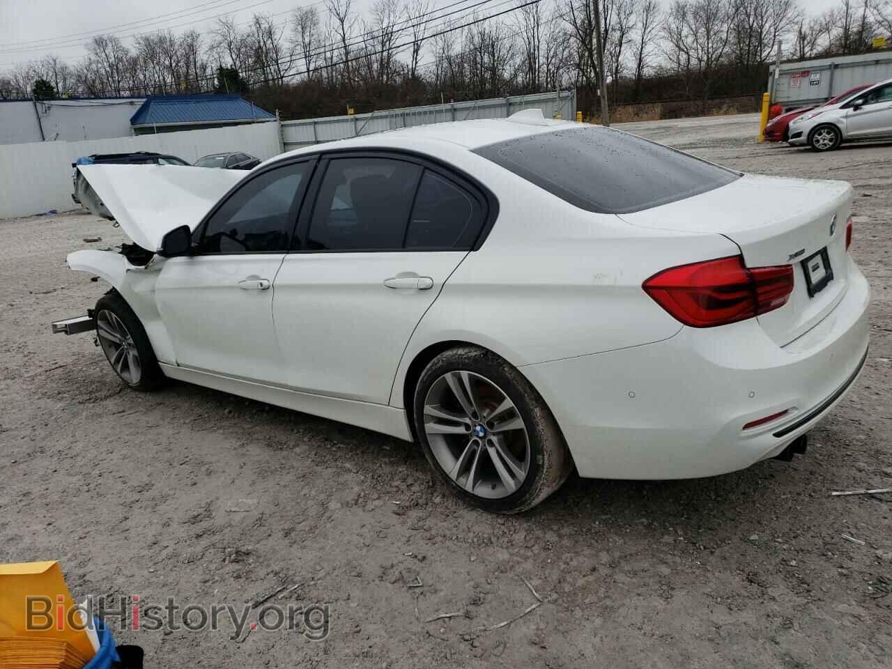 2016 BMW 3 SERIES - VIN: WBA8E3G53GNU02712 - Фото 2