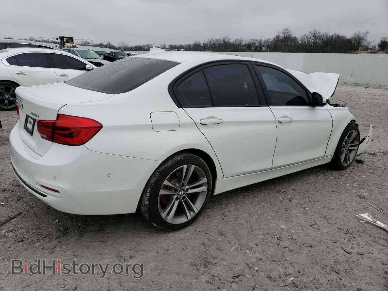 2016 BMW 3 SERIES - VIN: WBA8E3G53GNU02712 - Фото 3