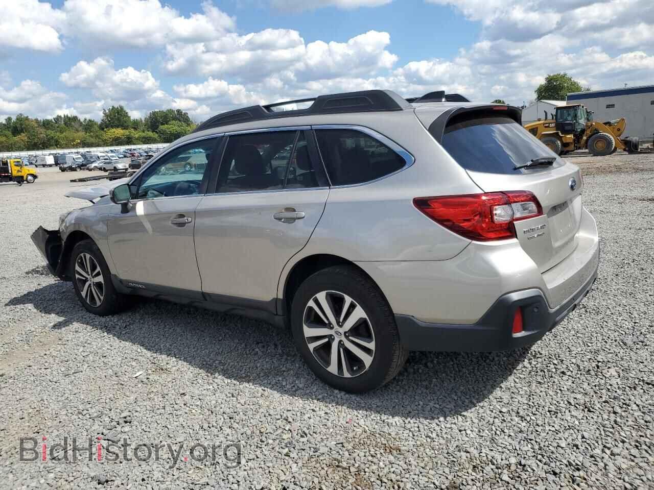 2018 SUBARU OUTBACK - VIN: 4S4BSANC0J3379332 - Фото 2