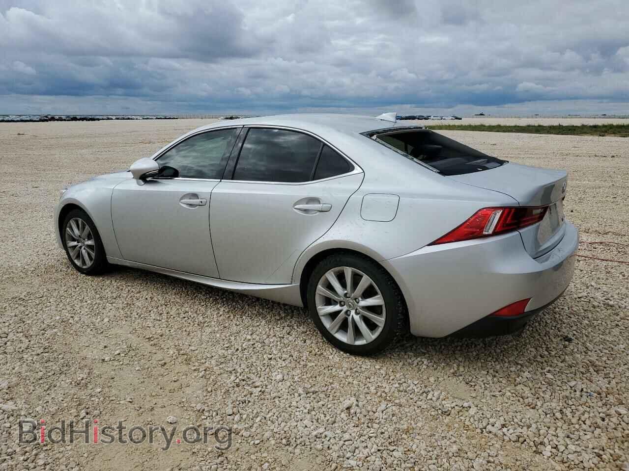 2016 LEXUS IS - VIN: JTHBA1D2XG5027077 - Фото 2
