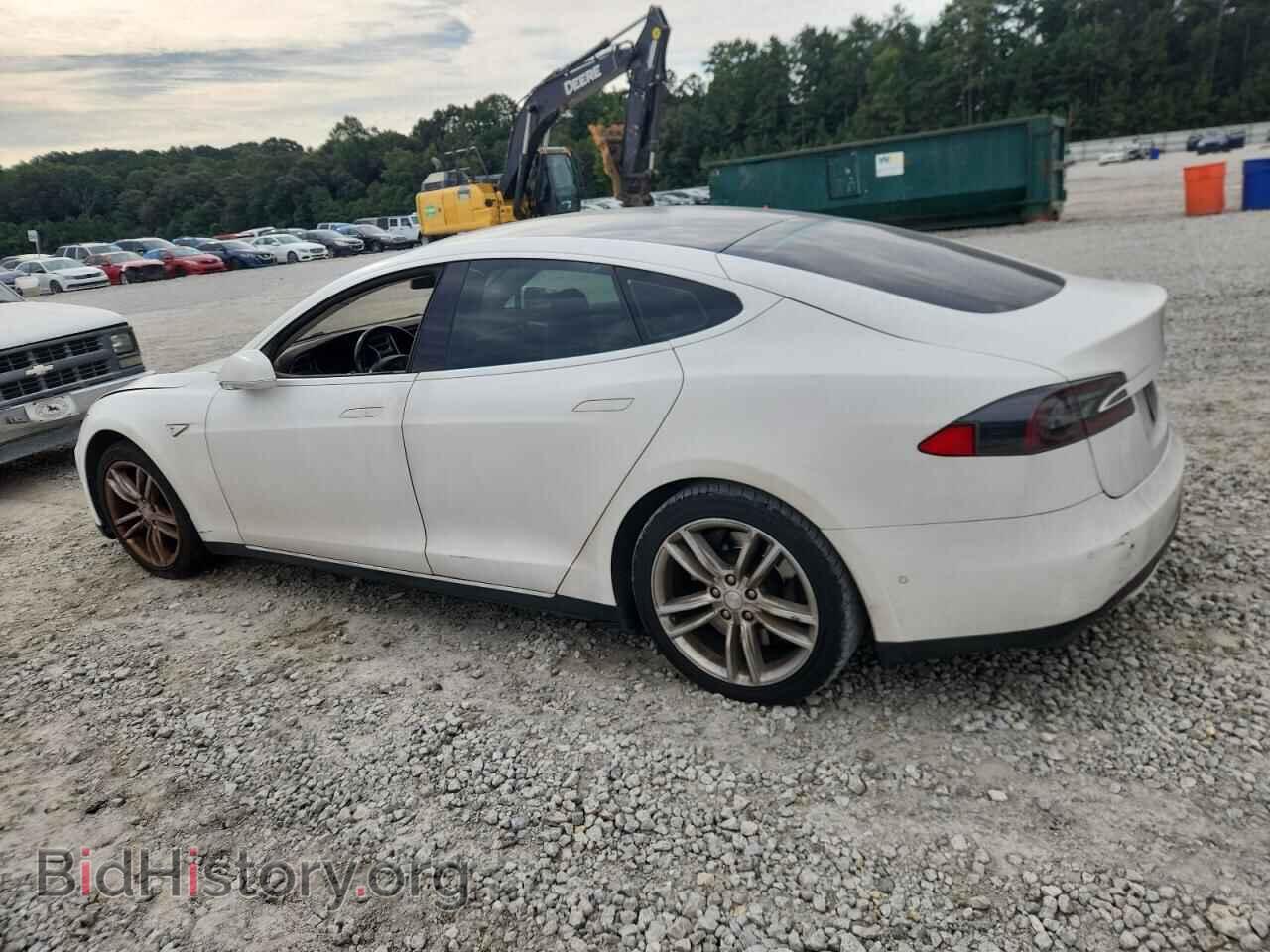 2014 TESLA MODEL S - VIN: 5YJSA1H1XEFP63211 - Photo 2