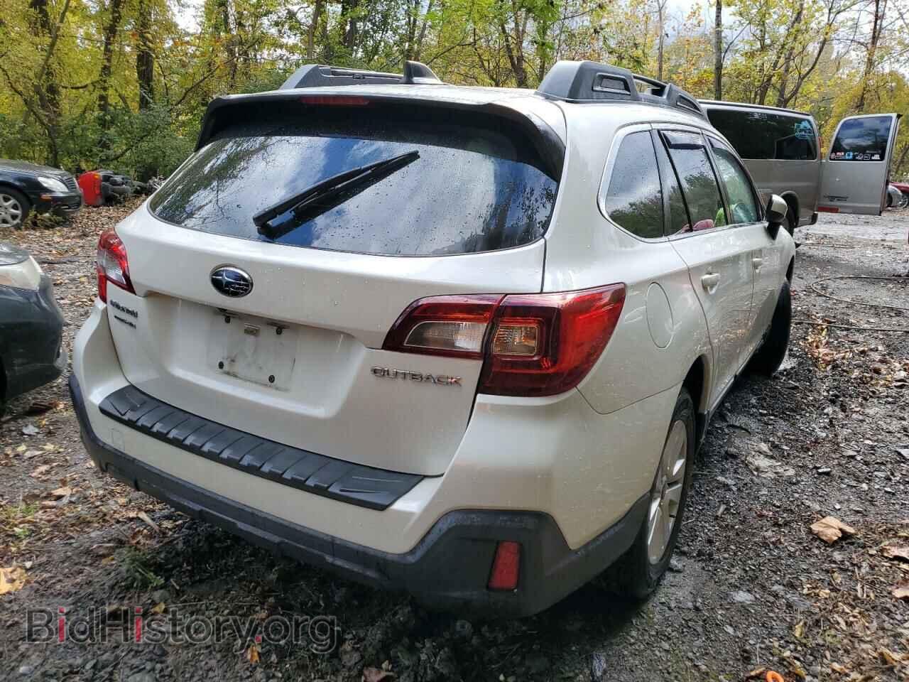 2018 SUBARU OUTBACK - VIN: 4S4BSACC5J3231793 - Фото 3
