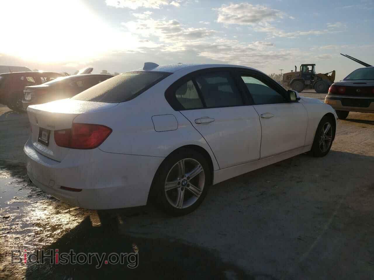 2012 BMW 3 SERIES - VIN: WBA3A5C53CF257599 - Фото 3