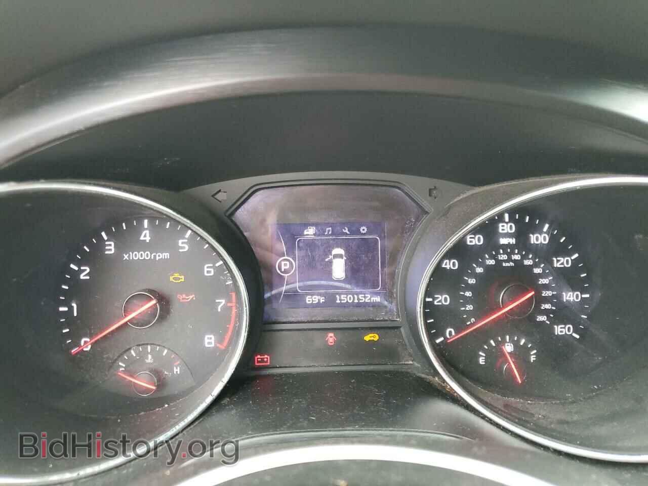 2017 KIA All Models - VIN: KNDMB5C19H6332024 - Фото 9