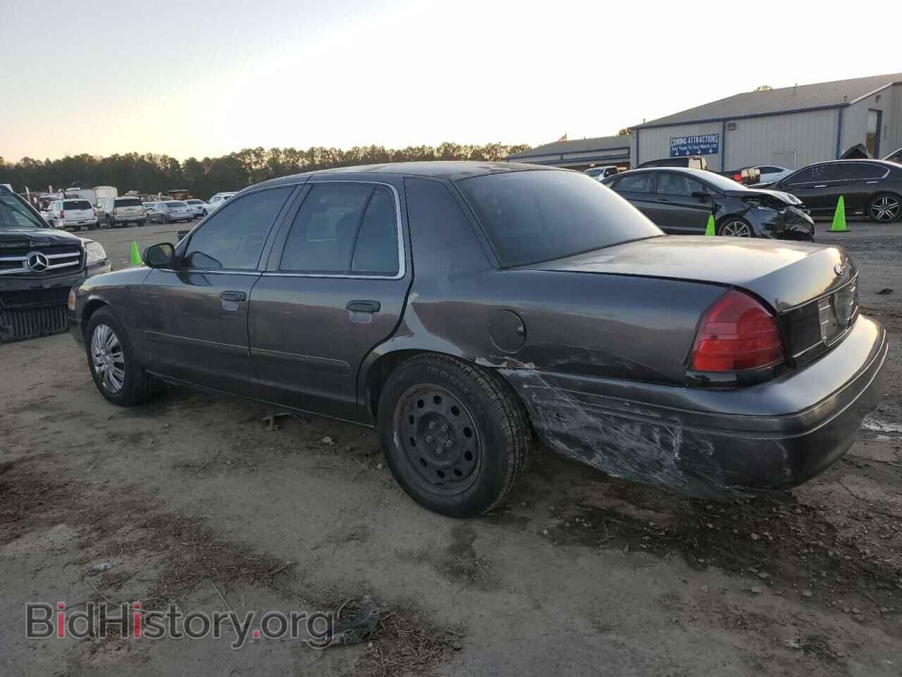 2008 FORD CROWN VIC - VIN: 2FAFP71V08X106671 - Фото 2