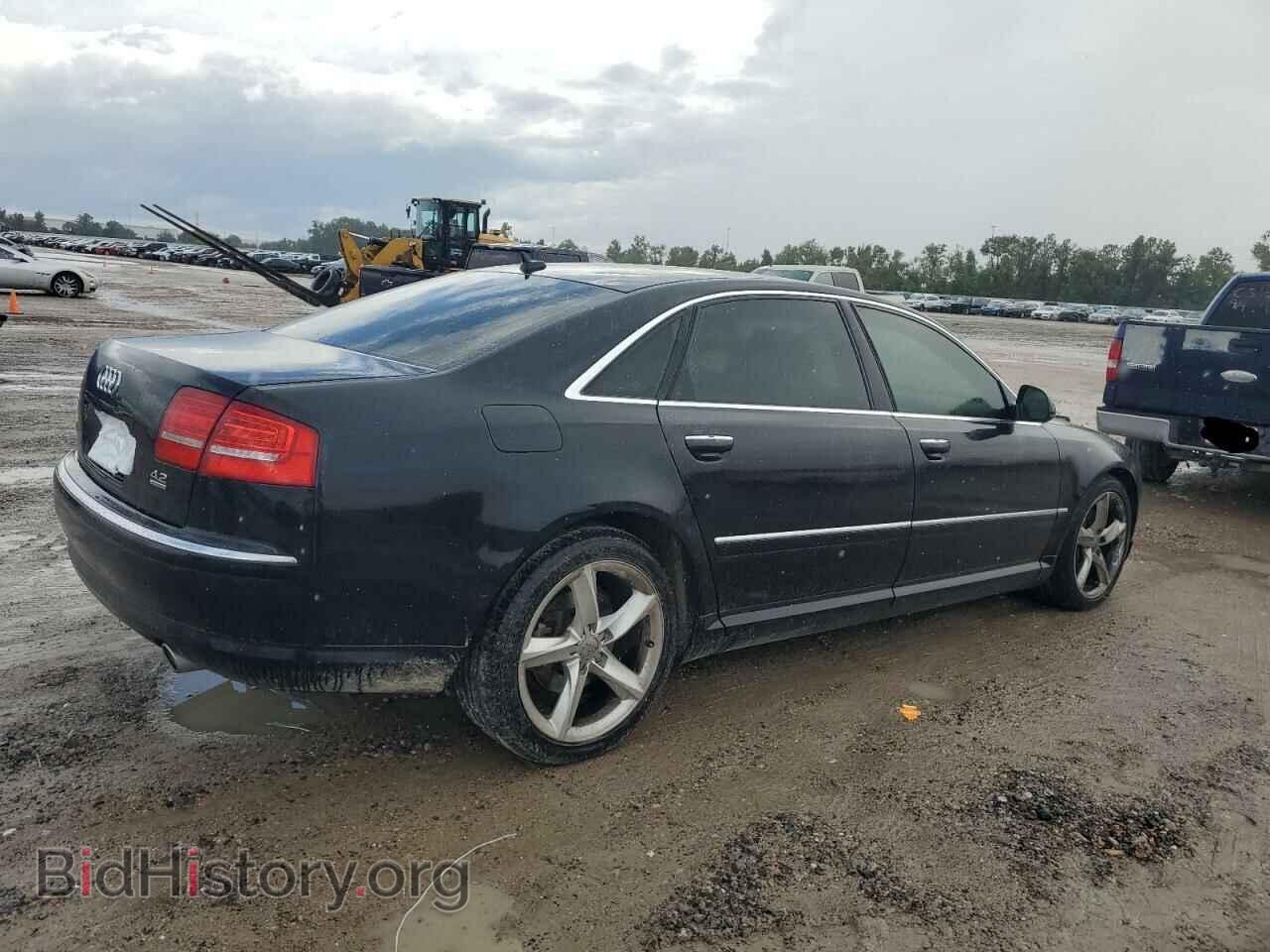2010 AUDI A8 - VIN: WAURVAFA7AN007740 - Photo 3