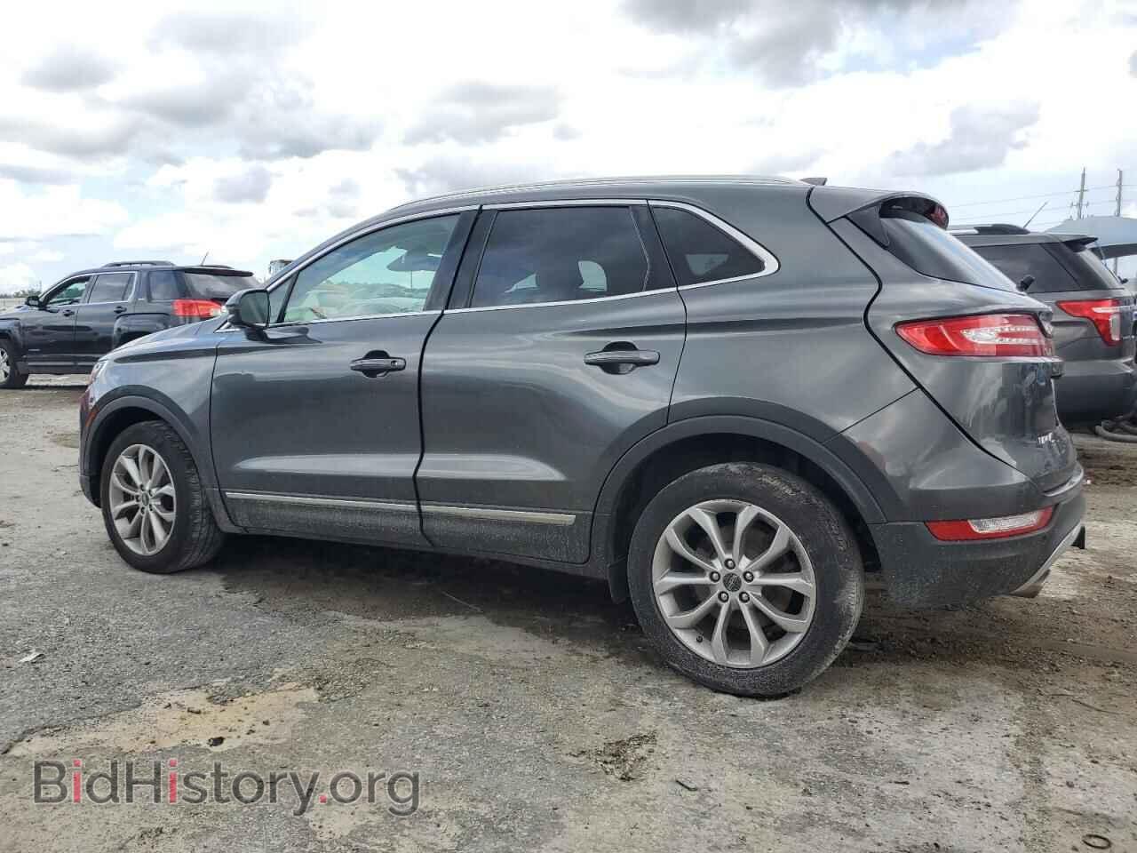 2017 LINCOLN MKC - VIN: 5LMCJ2D90HUL00665 - Photo 2