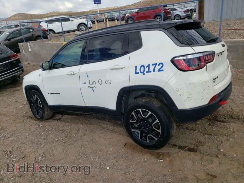 2020 Jeep COMPASS (VIN 3C4NJDDB9LT111904) — фото 2 из 14