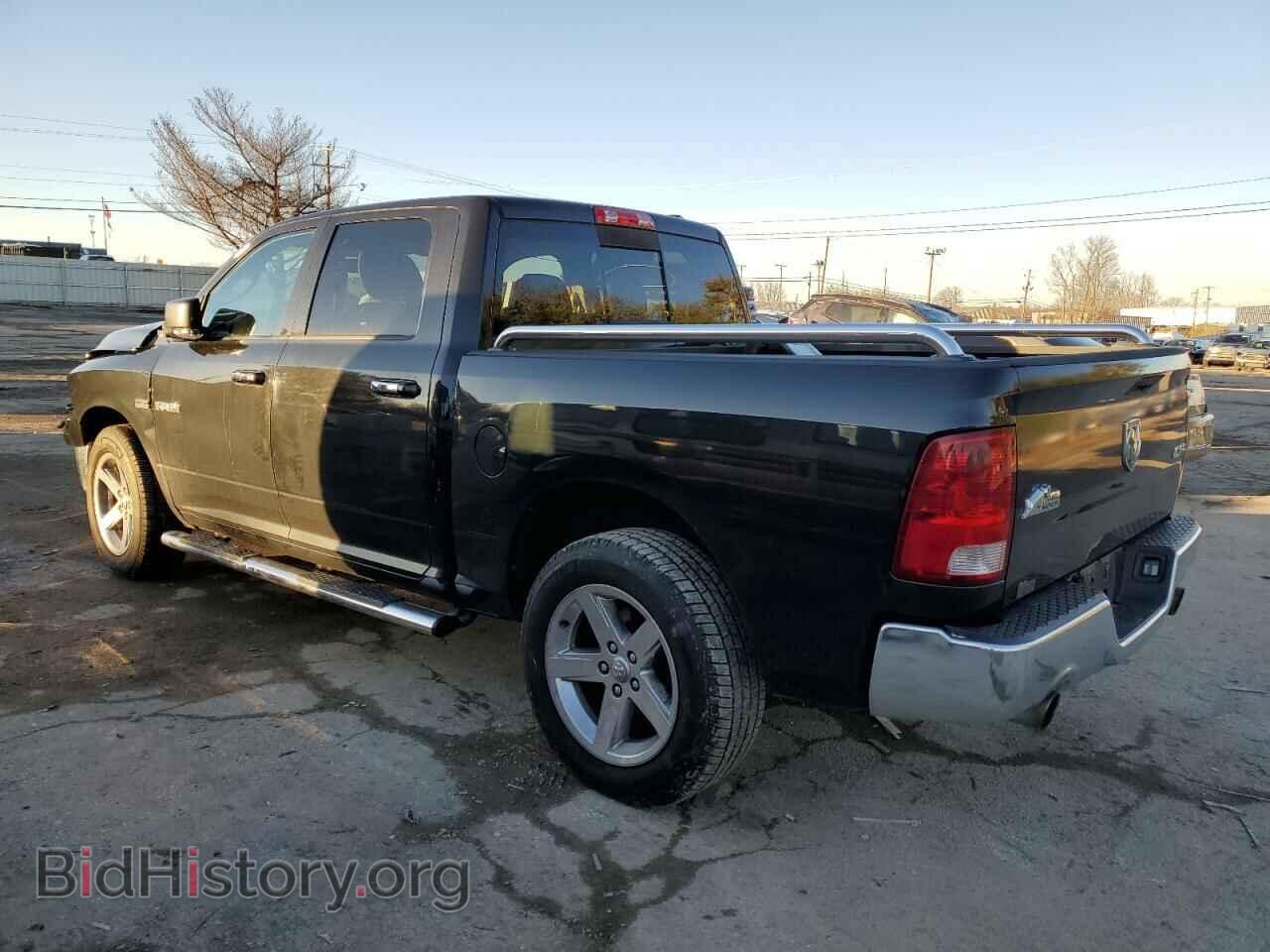 2010 DODGE RAM 1500 - VIN: 1D7RV1CT3AS183314 - Фото 2