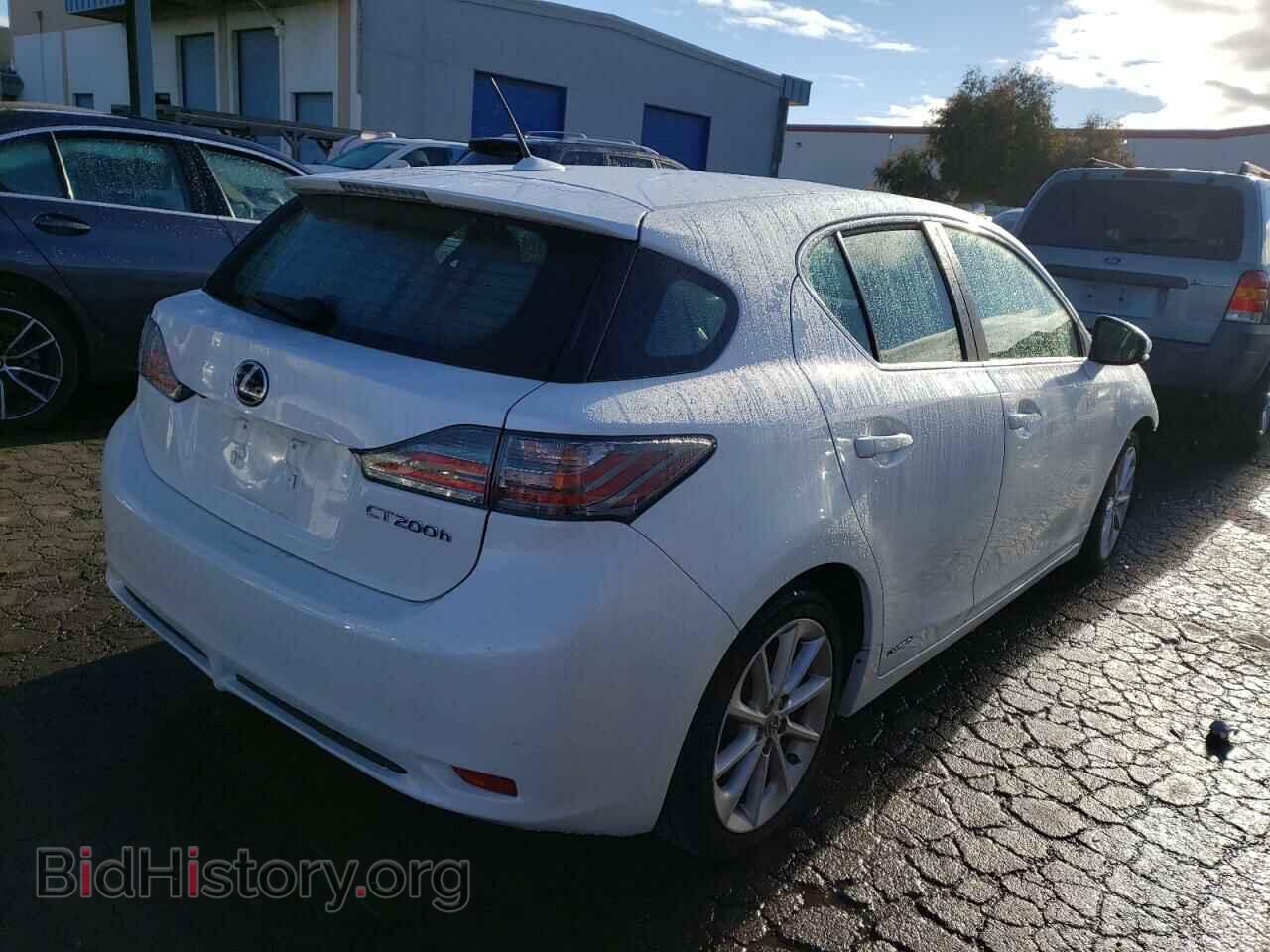 2011 LEXUS CT 200 - VIN: JTHKD5BH1B2010264 - Фото 3