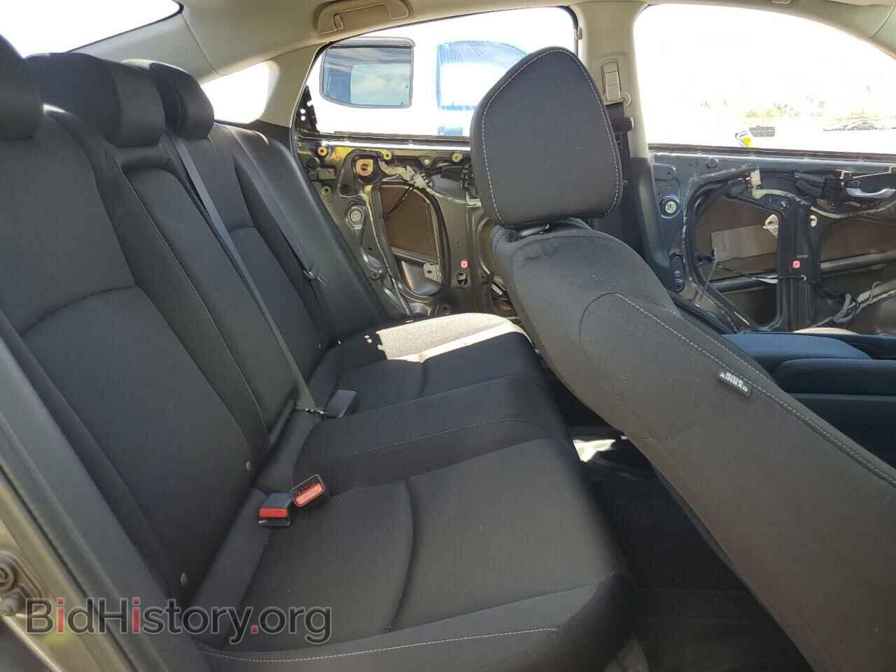 2017 HONDA CIVIC - VIN: 2HGFC2F70HH520631 - Фото 10
