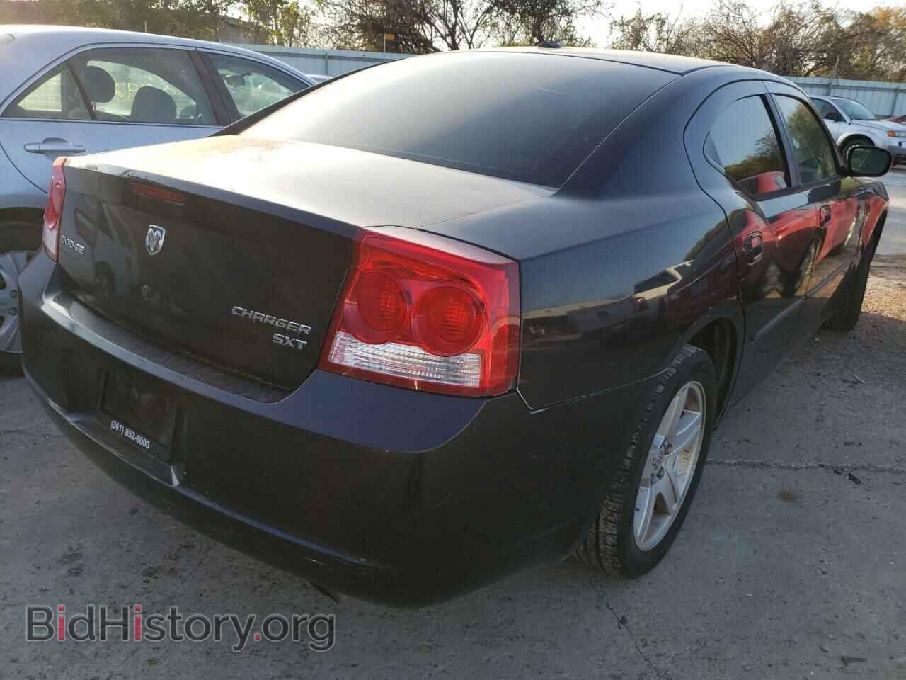 2010 DODGE CHARGER - VIN: 2B3CA3CV0AH188407 - Фото 4