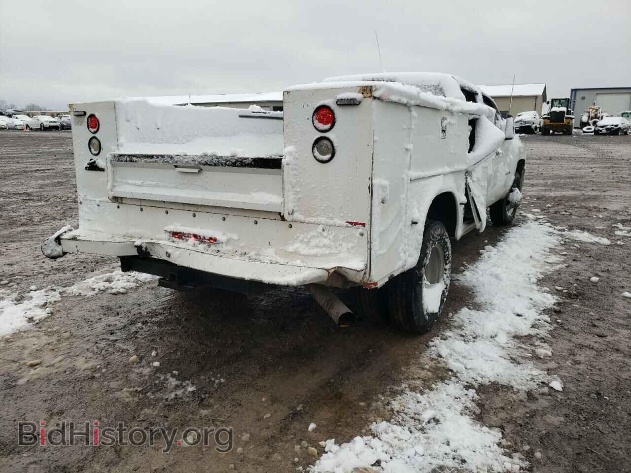 2010 CHEVROLET SILVERADO - VIN: 1GB7KZB65AF134553 - Фото 4