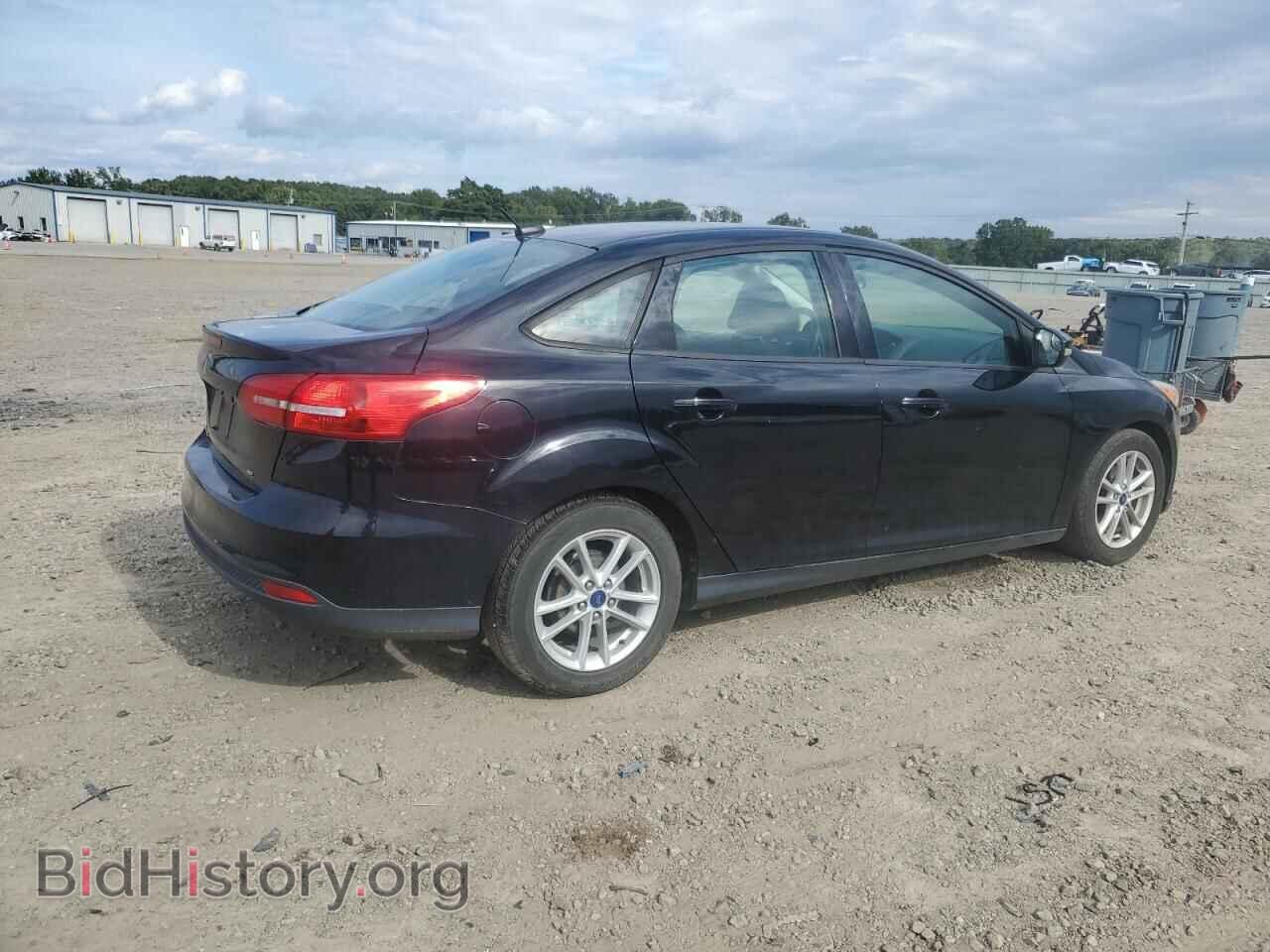 2017 FORD FOCUS - VIN: 1FADP3F28HL329570 - Фото 3