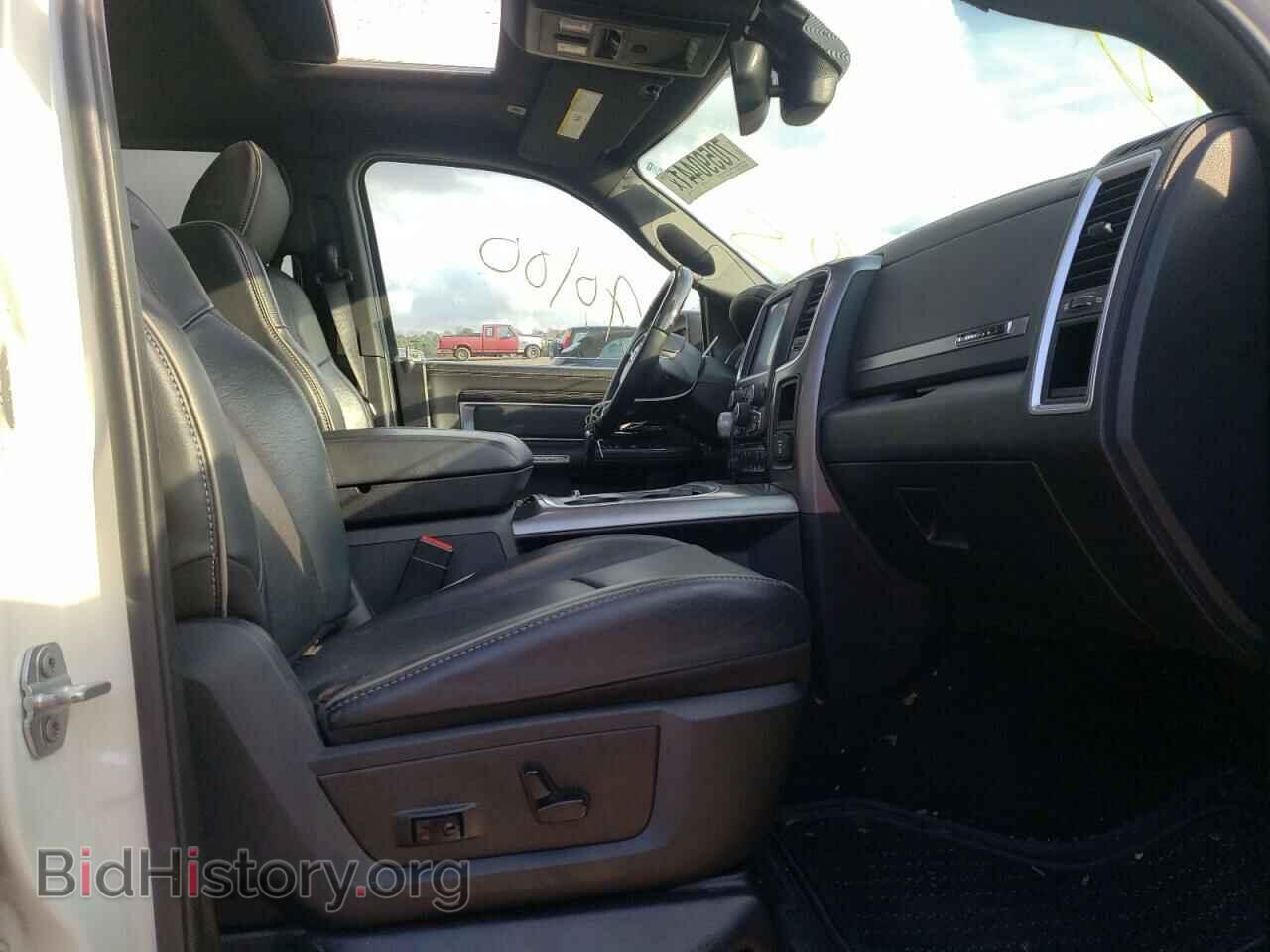 2017 RAM 1500 - VIN: 1C6RR7WT0HS782427 - Photo 5