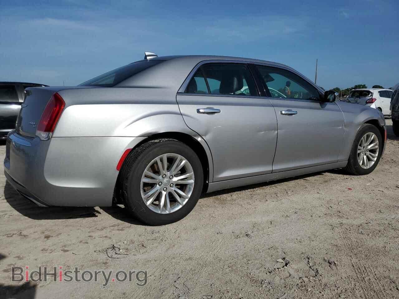 2017 CHRYSLER 300 - VIN: 2C3CCAEG6HH570693 - Фото 3