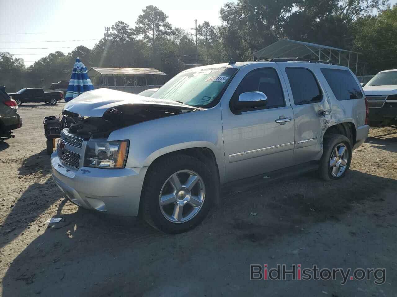 Photo 1GNSCCE04DR339797 - CHEVROLET TAHOE 2013