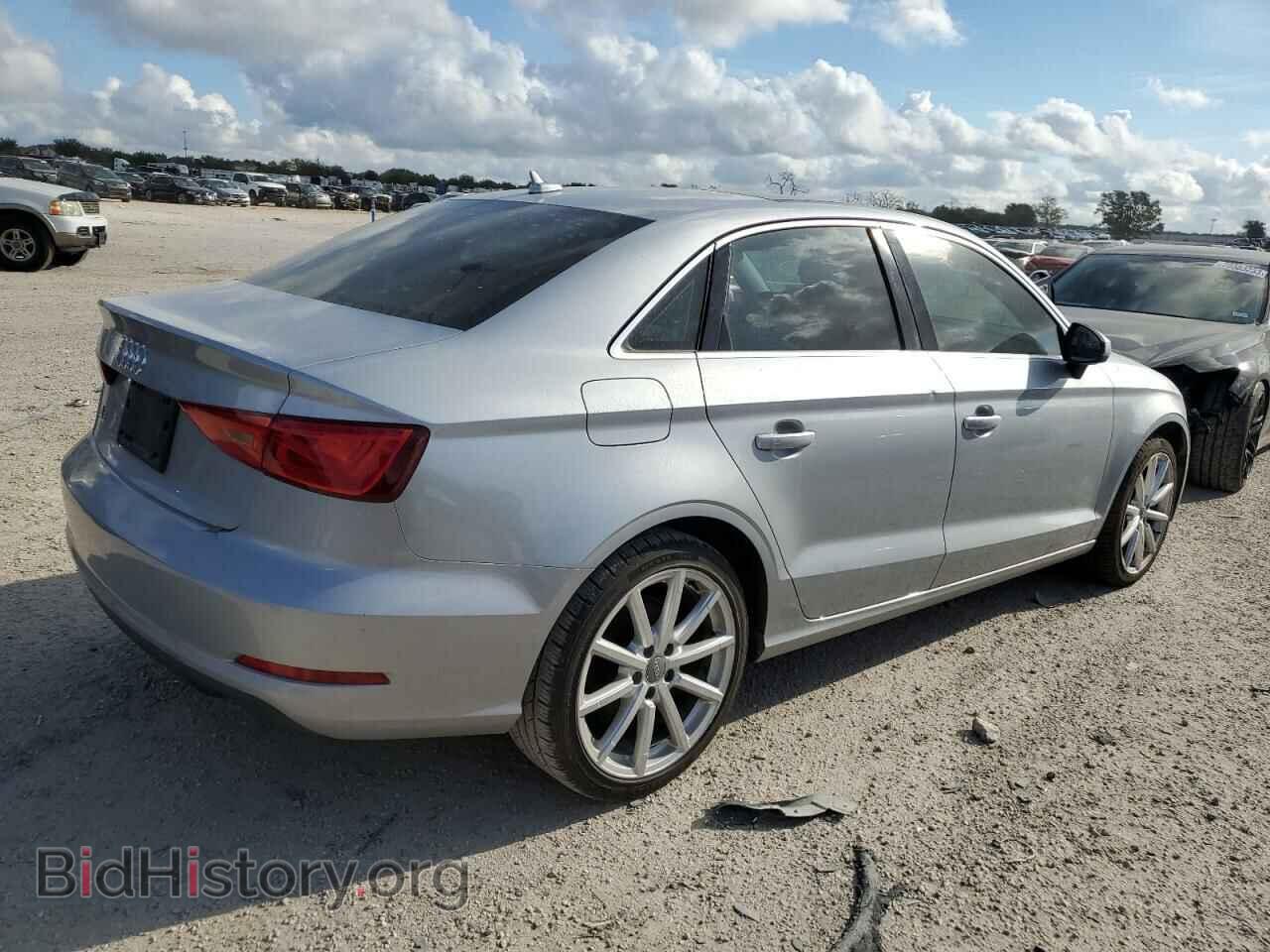 2015 AUDI A3 - VIN: WAUCCGFF2F1040038 - Фото 3