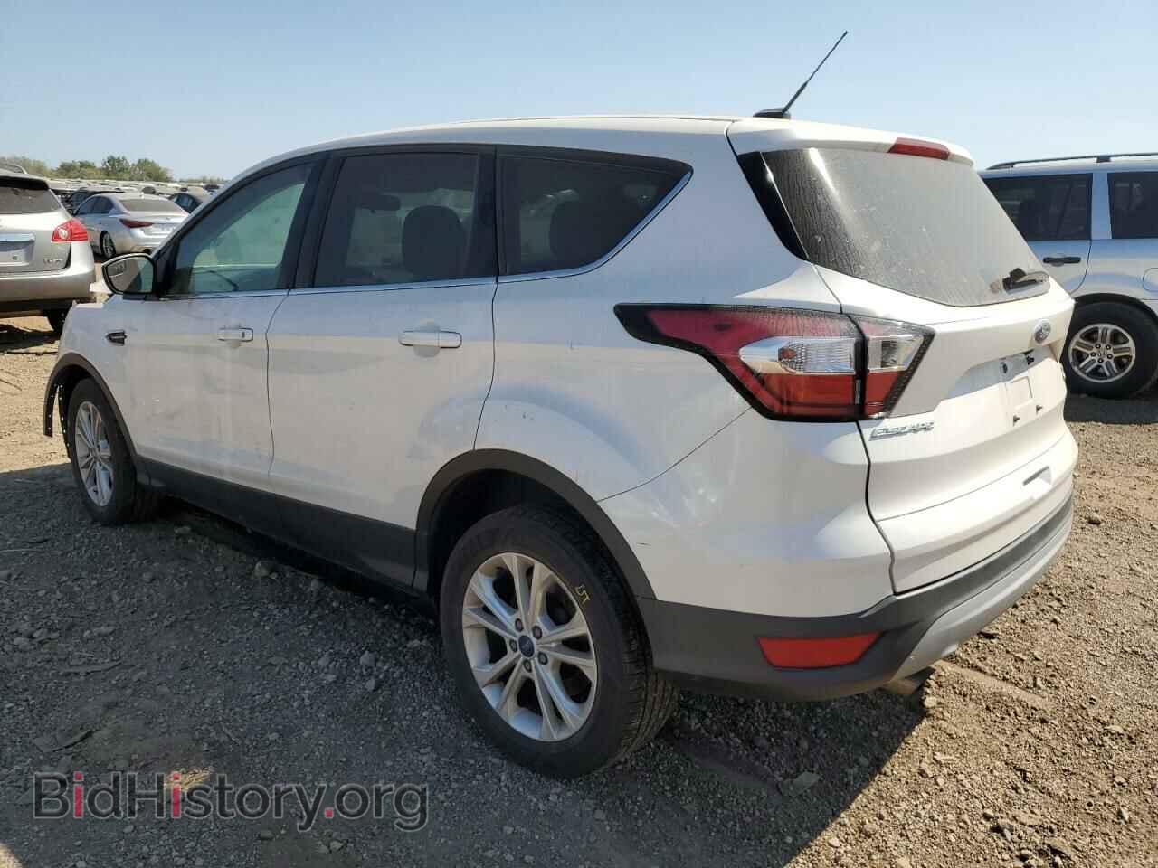 2017 FORD ESCAPE - VIN: 1FMCU0GD0HUC37355 - Фото 2