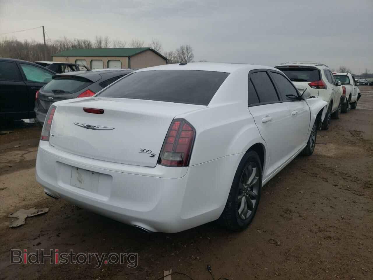 2014 CHRYSLER 300 - VIN: 2C3CCAGG2EH283893 - Фото 4