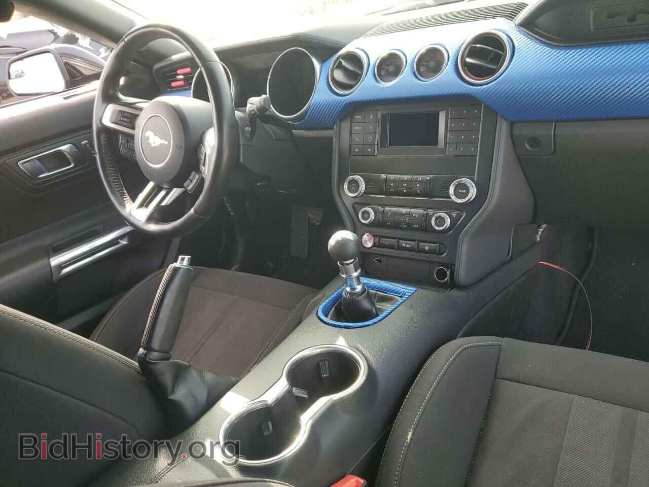 2019 FORD MUSTANG - VIN: 1FA6P8CF5K5111594 - Фото 8