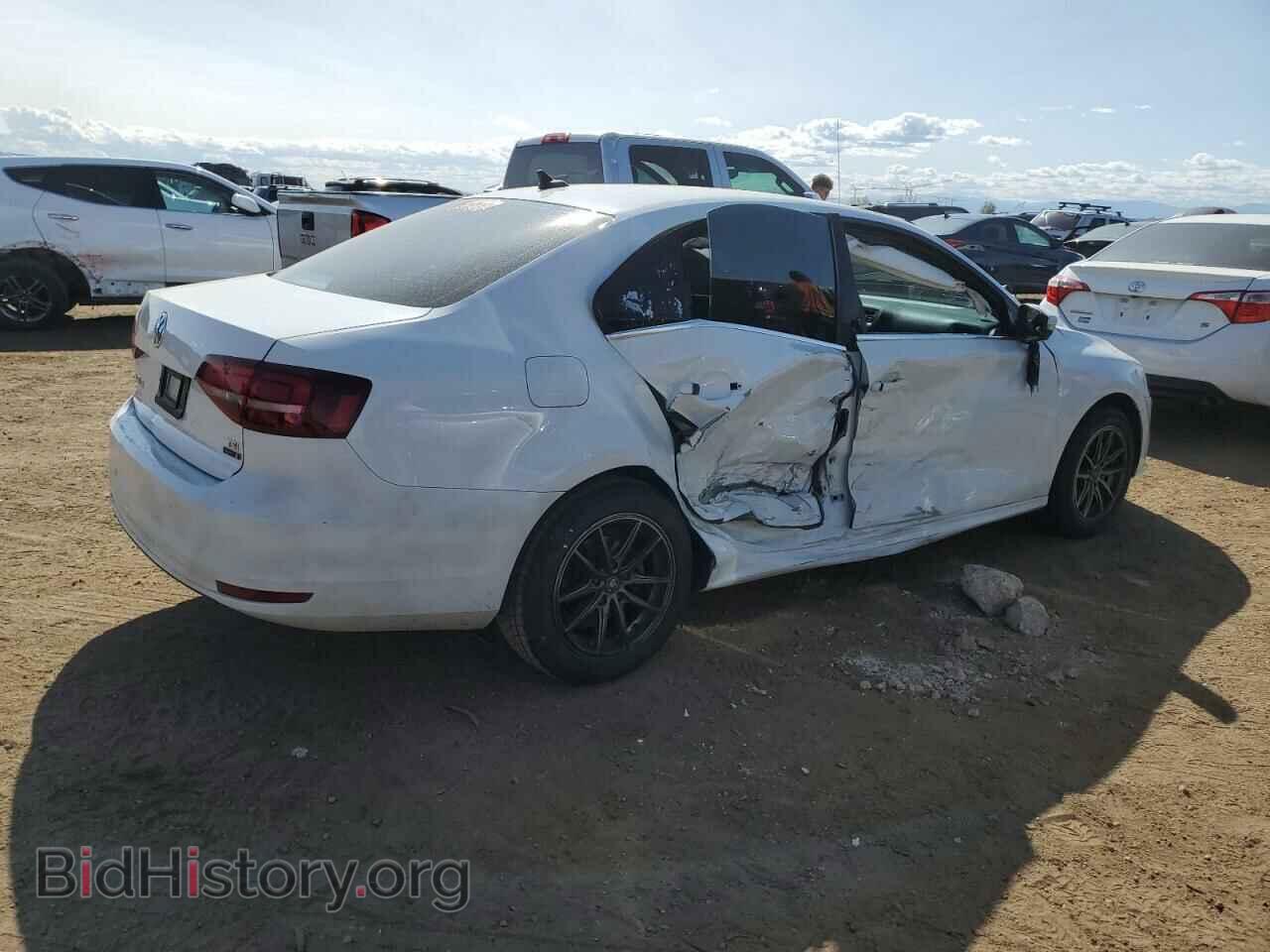 2017 VOLKSWAGEN JETTA - VIN: 3VWDB7AJ3HM320303 - Фото 3