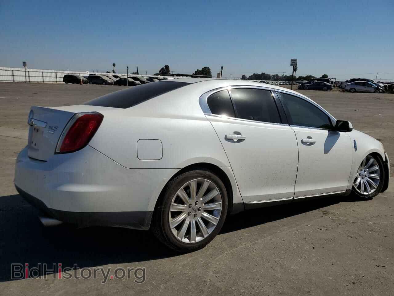 2011 LINCOLN MKS - VIN: 1LNHL9FT1BG611130 - Фото 3